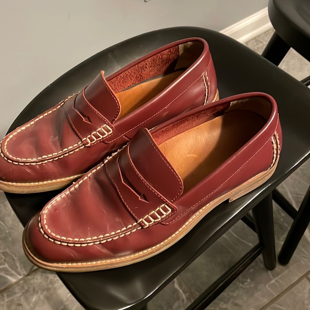 Minimally worn Sperry Loafer.